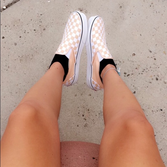 Meet your Posher, Paris - Picture 3 of 4